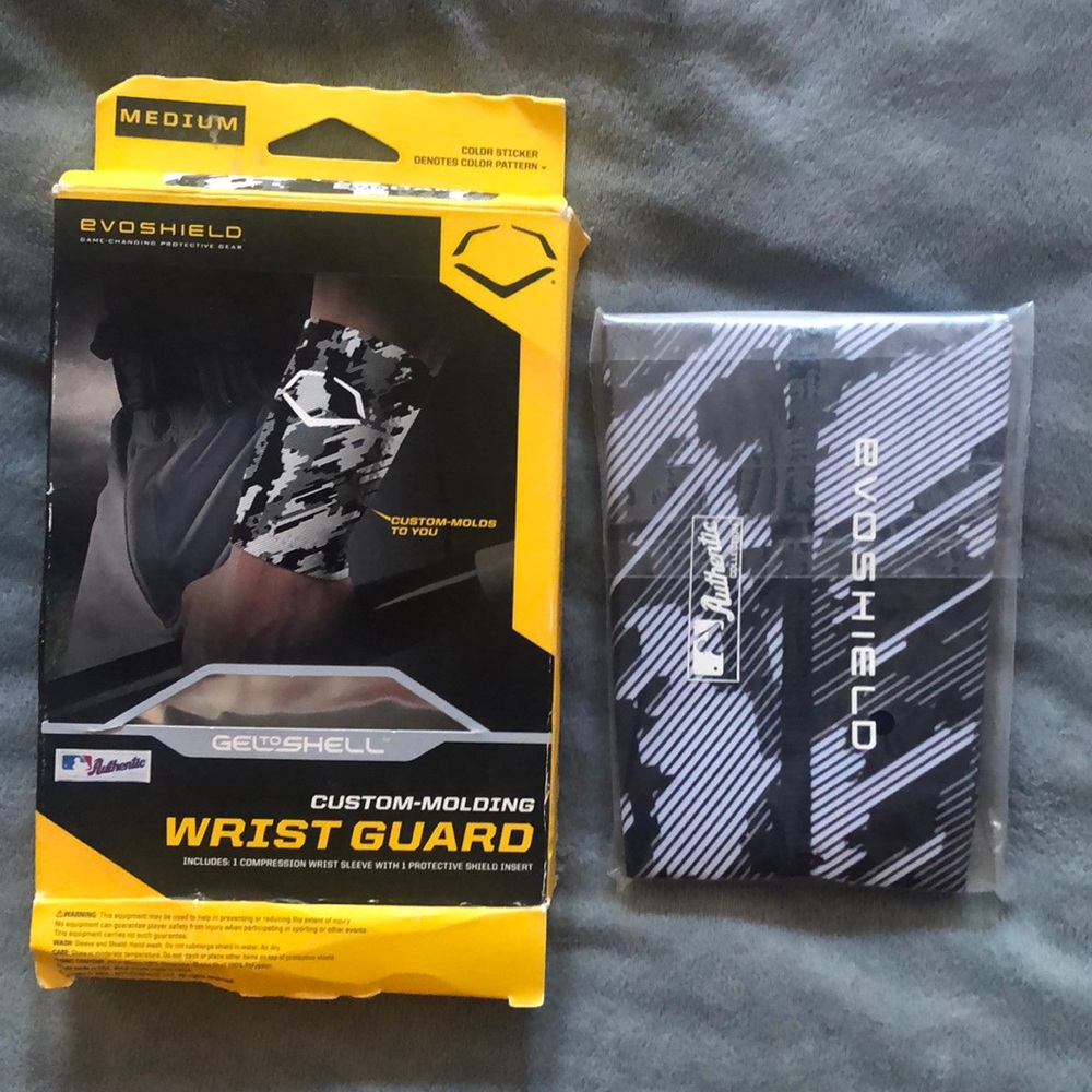 Evoshield wrist guard. 1 item per purchase
